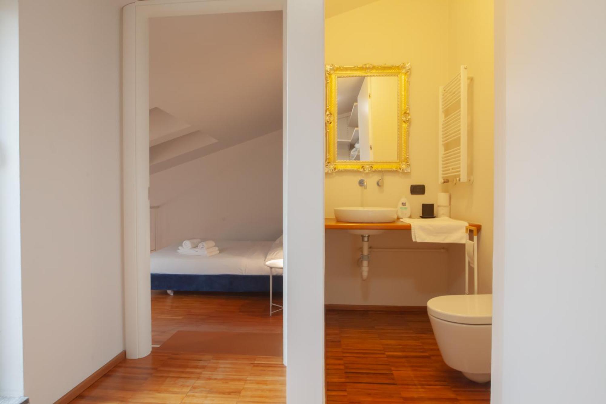 Navigli Design Apartment With Balcony 밀라노 외부 사진